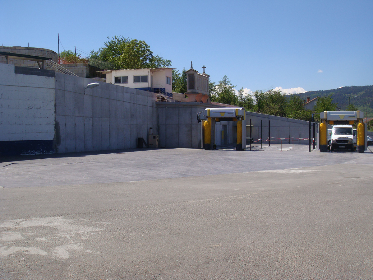 Construcción del túnel de lavado en E.S. de Reza